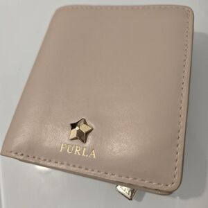 Furla Women's Cream Wallet